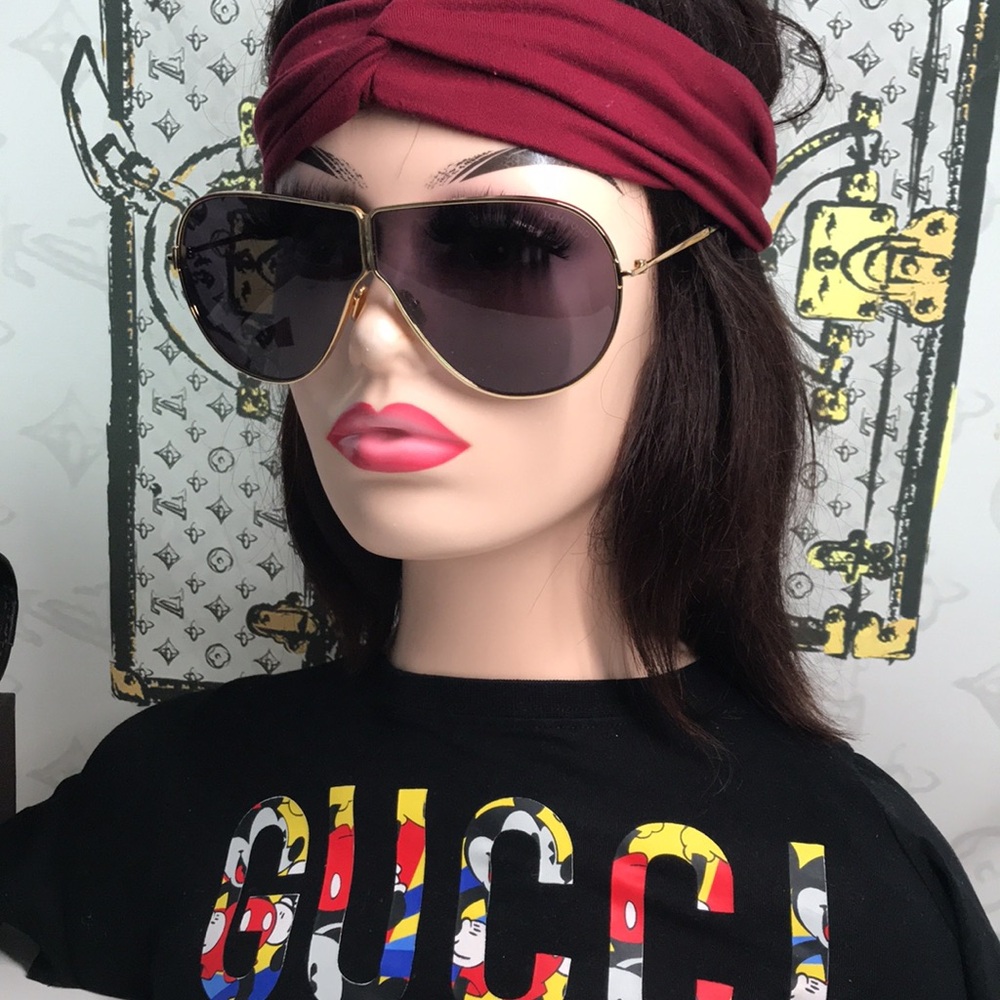 NEW AUTHENTIC Tom Ford Gold and Black Women's Sunglasses TF1158 30A